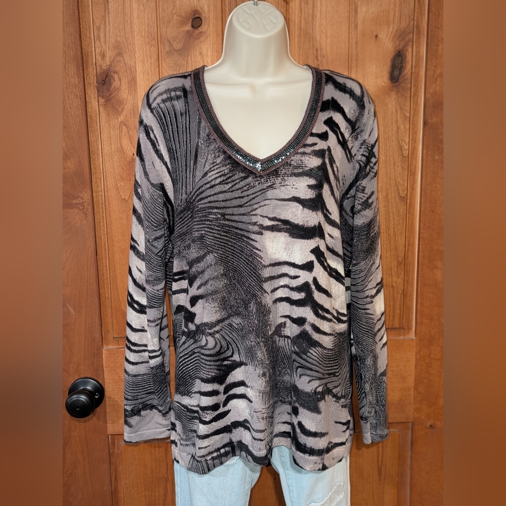 Dana Buchman Black and Gray Animal Print Sweater